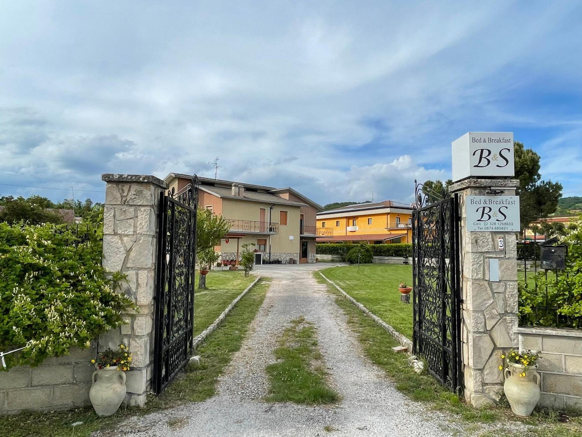 Bed and Breakfast B&S Vinchiaturo Exterior foto